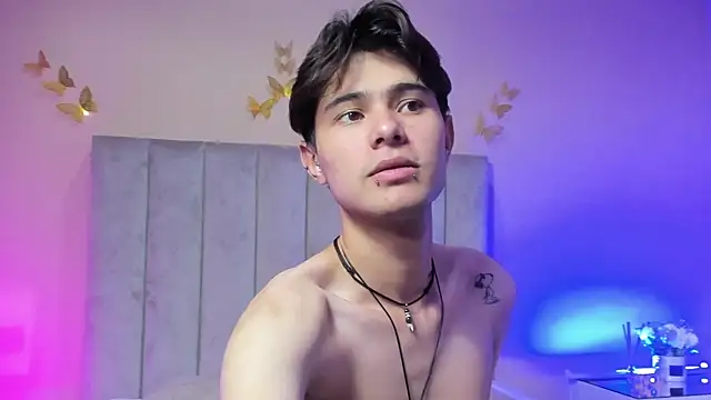 Snapshot of Derek_Sinn chatting on 03.22.26 Derek Sinn online show from 03.22.26