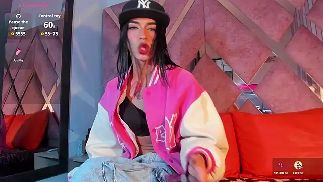 MeghanQueen   online show from 03.04.26