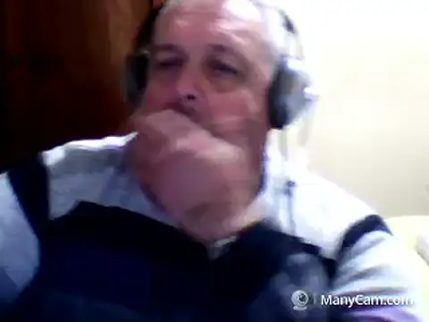 Snapshot of swichcassanesi chatting on 04.18.26 swichcassanesi online show from 04.18.26