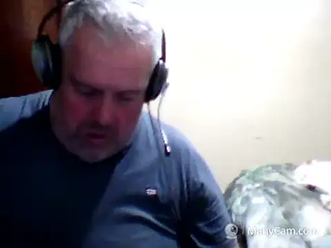 Snapshot of swichcassanesi chatting on 04.30.26 swichcassanesi online show from 04.30.26