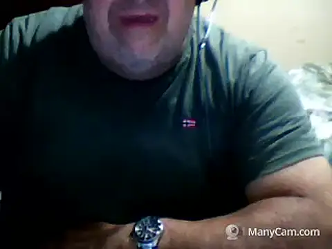 Snapshot of swichcassanesi chatting on 05.14.26 swichcassanesi online show from 05.14.26