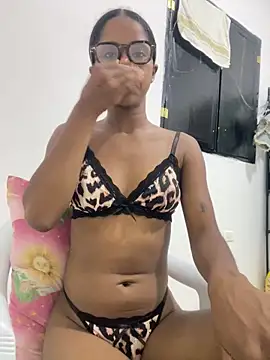 LIA PARKERR online show from 04.08.26