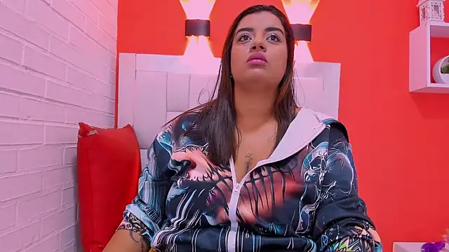 Snapshot of Roxy_sexy69_ chatting on 02.19.26 Roxy sexy69 online show from 02.19.26