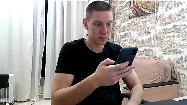 Snapshot of markbodrov chatting on 05.24.26 markbodrov online show from 05.24.26