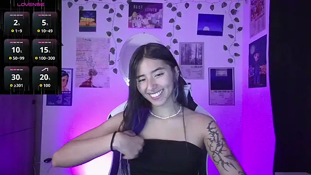 Snapshot of IvyStone_ chatting on 05.14.26 IvyStone online show from 05.14.26