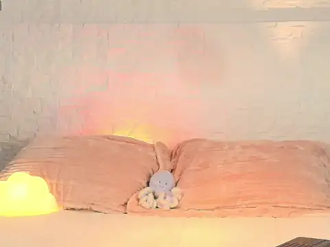 Arivega online show from 04.24.26