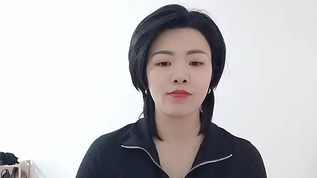 Snapshot of Nikishine chatting on 03.21.26 Nikishine online show from 03.21.26