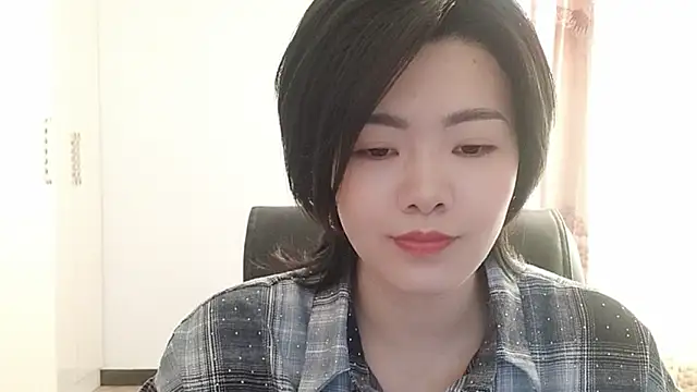 Snapshot of Nikishine chatting on 04.01.26 Nikishine online show from 04.01.26
