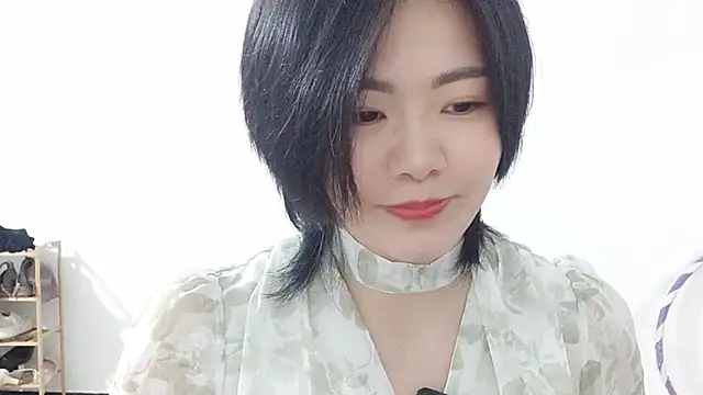 Snapshot of Nikishine chatting on 04.07.26 Nikishine online show from 04.07.26