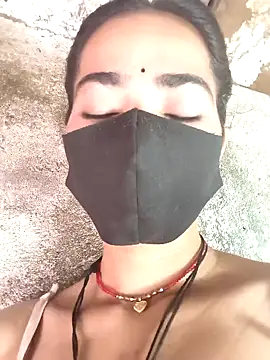 Sonali Bendre online show from 04.03.26