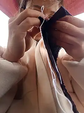 Snapshot of sushi-asa chatting on 02.19.26 sushi-asa online show from 02.19.26