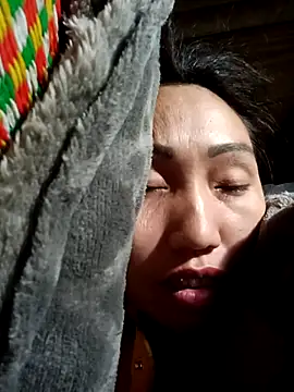 Snapshot of hot-luna- chatting on 03.17.26 hot-luna- online show from 03.17.26