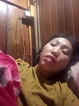 Snapshot of hot-luna- chatting on 03.25.26 hot-luna- online show from 03.25.26