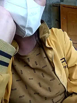 Snapshot of hot-luna- chatting on 04.04.26 hot-luna- online show from 04.04.26