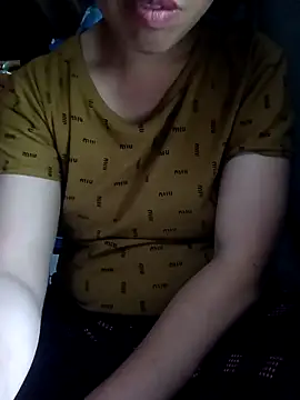 Snapshot of hot-luna- chatting on 04.13.26 hot-luna- online show from 04.13.26