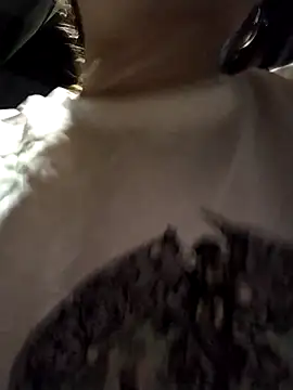 Snapshot of Bella-222 chatting on 02.14.26 Bella-222 online show from 02.14.26