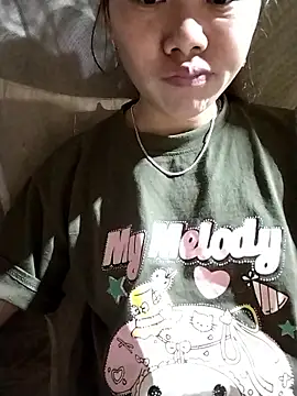 Snapshot of Bella-222 chatting on 03.11.26 Bella-222 online show from 03.11.26