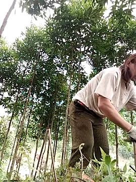 Snapshot of Bella-222 chatting on 03.25.26 Bella-222 online show from 03.25.26