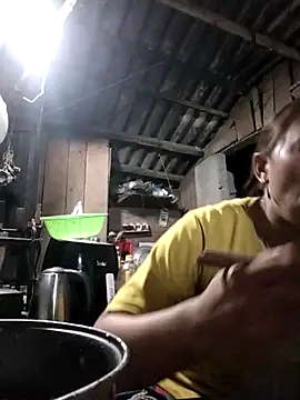 Snapshot of Bella-222 chatting on 03.27.26 Bella-222 online show from 03.27.26