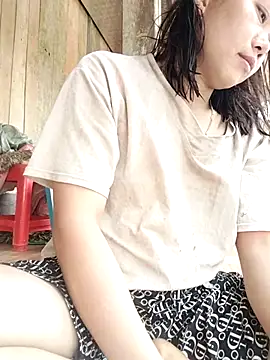 Snapshot of Bella-222 chatting on 04.06.26 Bella-222 online show from 04.06.26