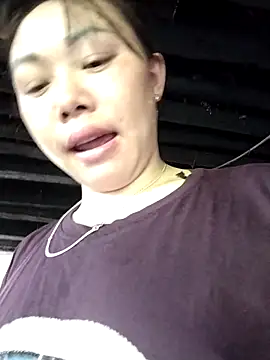 Snapshot of Bella-222 chatting on 04.10.26 Bella-222 online show from 04.10.26