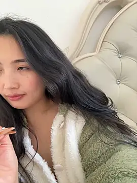 Snapshot of mimi-love13 chatting on 02.04.26 mimi-love13 online show from 02.04.26