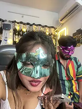 Snapshot of pooja_sexy79 chatting on 06.19.26 pooja sexy79 online show from 06.19.26