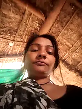 Snapshot of Hotty_raghni chatting on 02.22.26 Hotty raghni online show from 02.22.26