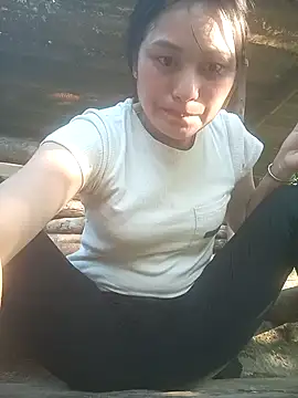 Momo-biki online show from 05.22.26