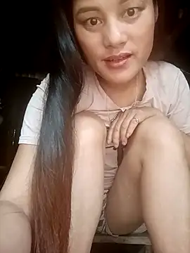 Snapshot of Momo-biki chatting on 08.07.26 Momo-biki online show from 08.07.26