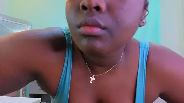 Snapshot of DanielaGil7 chatting on 03.15.26 DanielaGil7 online show from 03.15.26