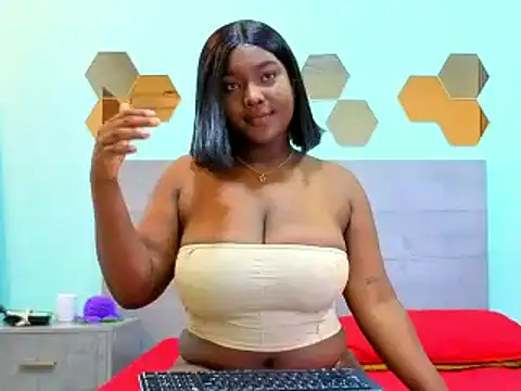 Snapshot of DanielaGil7 chatting on 04.15.26 DanielaGil7 online show from 04.15.26