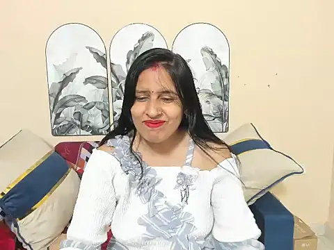Snapshot of sara_conorr chatting on 04.24.26 sara conorr online show from 04.24.26