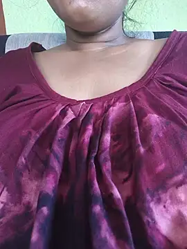 Snapshot of Mahira06 chatting on 07.23.26 Mahira06 online show from 07.23.26