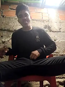 Snapshot of NikoHot_anatole chatting on 02.20.26 NikoHot anatole online show from 02.20.26