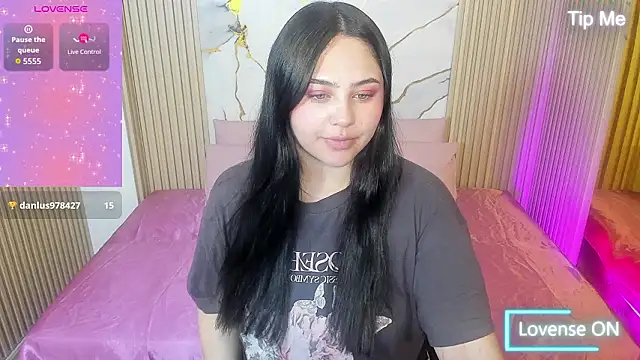 Siena Tay online show from 03.24.26