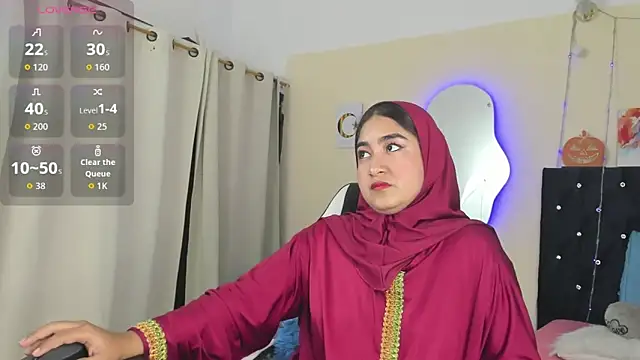 Snapshot of SamiraAwada chatting on 05.20.26 SamiraAwada online show from 05.20.26