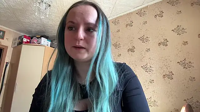 Bubblegum Tempt online show from 03.12.26