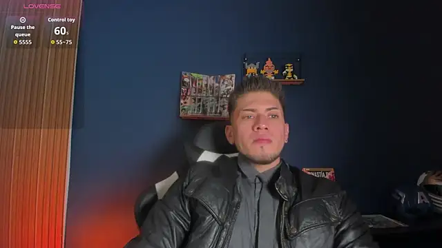 Snapshot of SebastianMaximoff_ chatting on 07.15.26 SebastianMaximoff online show from 07.15.26