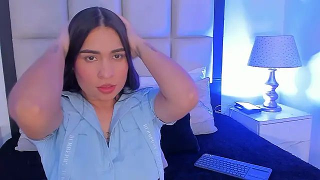 Snapshot of SussyFox chatting on 02.28.26 SussyFox online show from 02.28.26