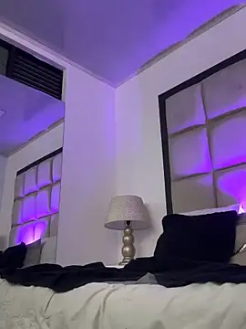 SussyFox online show from 03.18.26