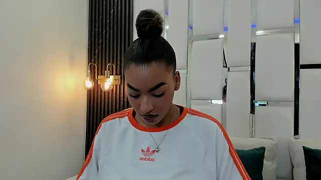 Snapshot of _luna_rossee_ chatting on 03.02.26 luna rossee online show from 03.02.26