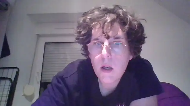 OIseauNoir88 online show from 04.05.26