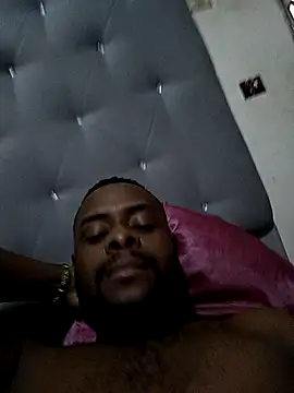 Snapshot of Tuverdugo12 chatting on 02.16.26 Tuverdugo12 online show from 02.16.26