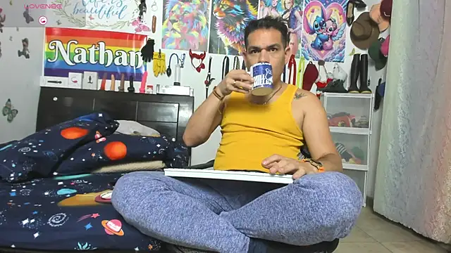 Snapshot of nathannathaniel chatting on 05.11.26 nathannathaniel online show from 05.11.26