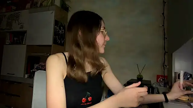 Miaaa Moon online show from 03.25.26