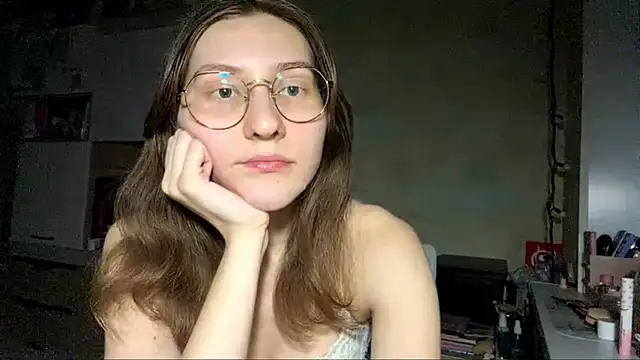 Miaaa Moon online show from 03.26.26