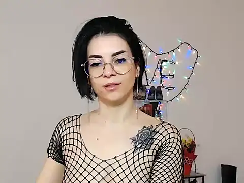 Snapshot of emacandy chatting on 03.16.26 emacandy online show from 03.16.26