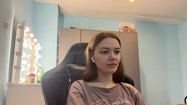 AndreeMerryman online show from 03.30.26