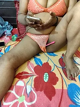 Snapshot of Red_Wine444 chatting on 02.22.26 Red Wine444 online show from 02.22.26